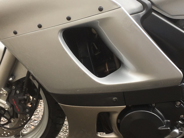売約済み】カワサキ ZZR400 （現状販売車） - バイクパーツのジャンクボックス