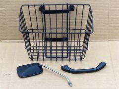 スカッシュの純正パーツが入荷しました。