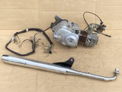 スーパーカブ50のエンジン周辺パーツが入荷しました。