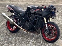 カワサキ　ZZR1400が入荷しました。